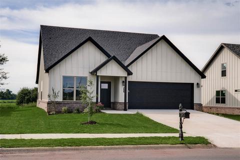 1060 Bootleg Rd, Centerton, AR 72719