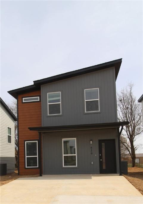 620 Pacific Ave, Centerton, AR 72719 photo 1