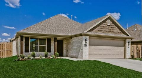 4646 W Monaco Bnd, Fayetteville, AR 72704