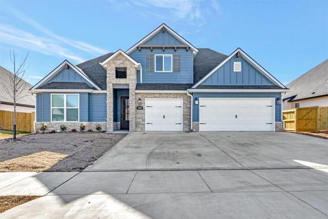 1221 Silver Maple St, Centerton, AR 72719