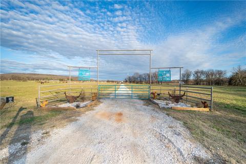 10914 Summers Rd, Summers, AR 72769 photo 1