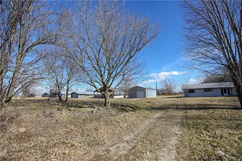10908 Ruby Hall Rd, Gentry, AR 72734