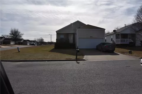 300 Grant Springs Dr, Decatur, AR 72722
