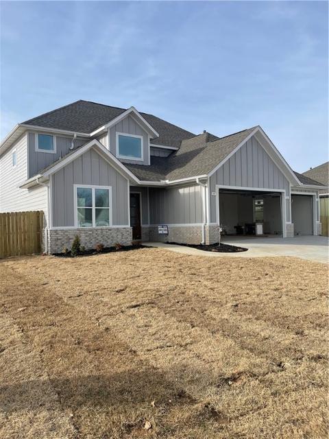 2812 20th St, Rogers, AR 72758