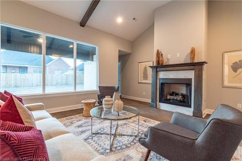 3910 Growler Ave, Springdale, AR 72764 photo 9