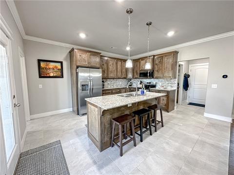 1037 Hampton St, Springdale, AR 72762 photo 9