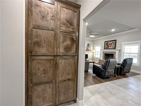 1037 Hampton St, Springdale, AR 72762 photo 13