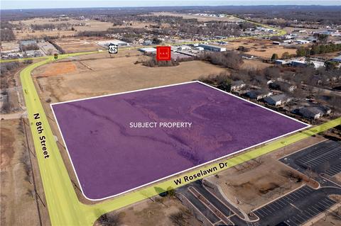 N 8th Street, Rogers, AR 72756