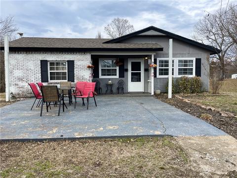 468992 Hwy 51, Stilwell, OK 74960