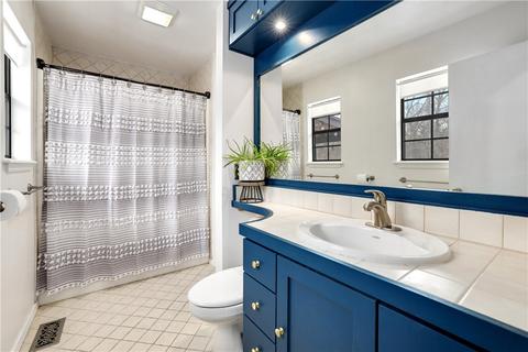1203 E Walnut St, Rogers, AR 72756 photo 11