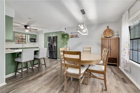 1203 E Walnut St, Rogers, AR 72756 photo 4