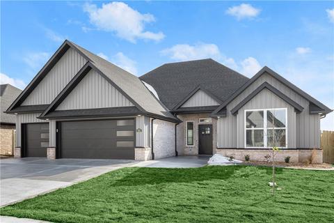 701 Bronco St, Centerton, AR 72719 photo 1