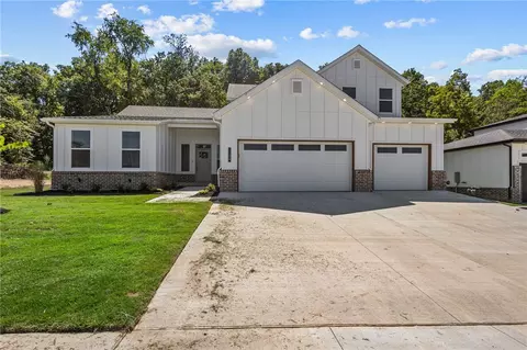 1109 Bunker Dr, Pea Ridge, AR 72751