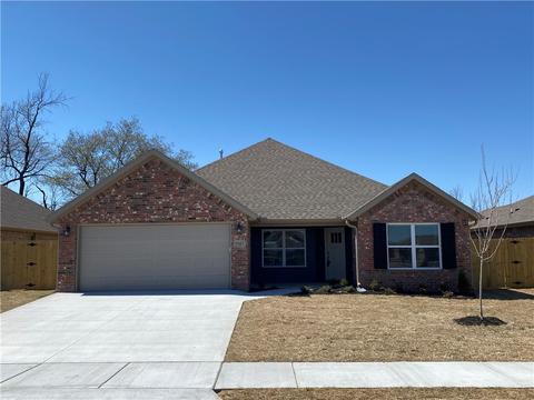 1101 Riverside Dr, Bentonville, AR 72712