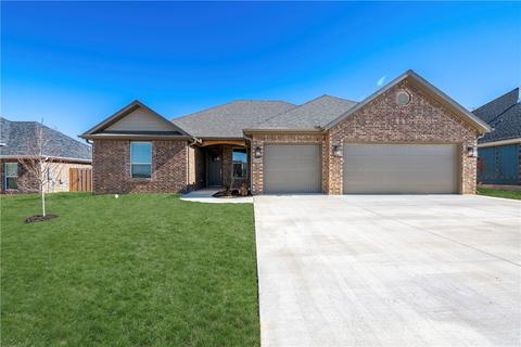 2100 Decker Rd, Pea Ridge, AR 72751