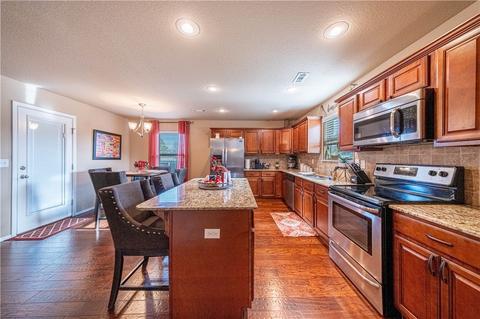 1301 Walker Dr, Rogers, AR 72756 photo 5