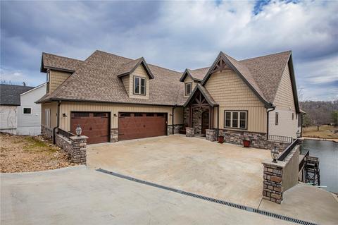 51 Portsmouth Dr, Bella Vista, AR 72715