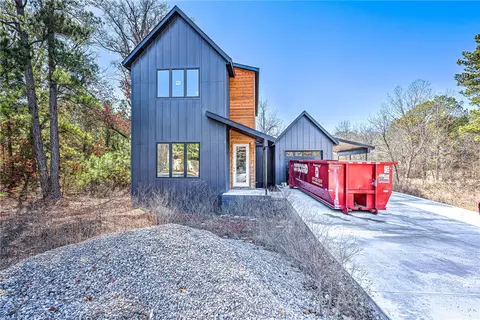 3 Stirling Dr, Bella Vista, AR 72715