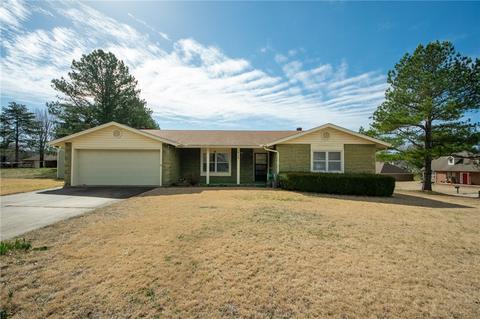 18192 Broadview Dr, Springdale, AR 72764