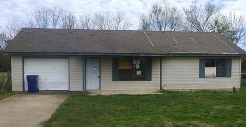 1713 Inglewood St, Siloam Springs, AR 72761