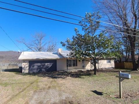 512 Mcknight Ave, West Fork, AR 72774