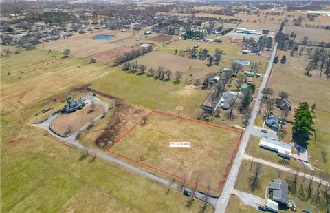118 Wesley Stevens Rd, Farmington, AR 72730