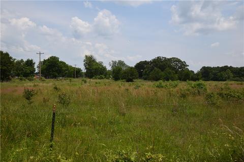 10100 N 510 Rd, Tahlequah, OK 74464