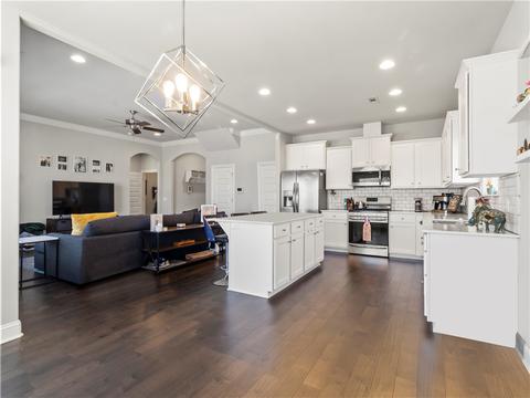 4303 SW Layton Rd, Bentonville, AR 72713