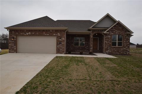 3 Cannich Dr, Bella Vista, AR 72715