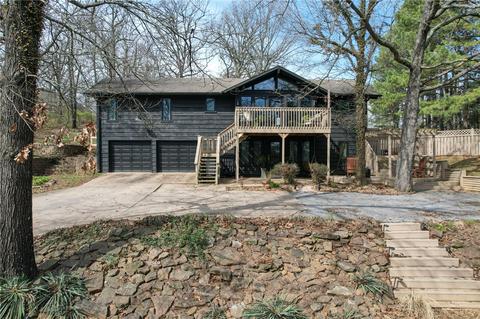 445 N Canvas Rd, Fayetteville, AR 72701