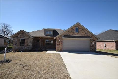 2500 N Kathryn Ln, Siloam Springs, AR 72761