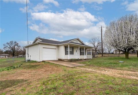 1546 3rd St, Gentry, AR 72734 photo 2