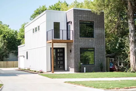 435 E Martin Luther King Jr Blvd, Fayetteville, AR 72701