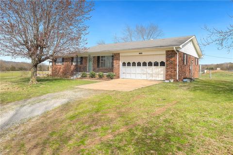 17418 Hale Mountain Rd, Canehill, AR 72717