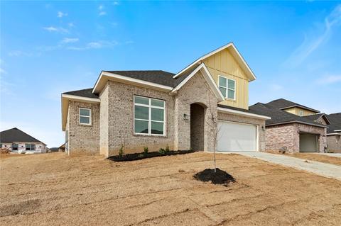 1061 Mammoth St, Centerton, AR 72719 photo 2