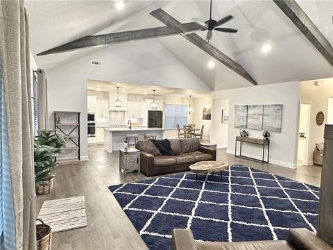 1808 Bergman Rd, Pea Ridge, AR 72751
