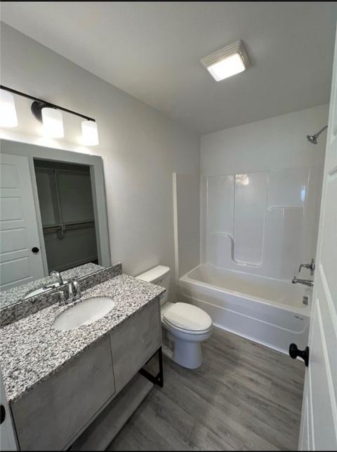680 Pacific Ave, Centerton, AR 72719 photo 4