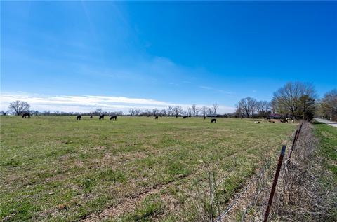 4 Th St, Highfill, AR 72761 photo 2