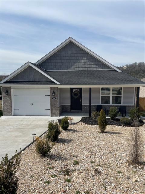 89 Woodsdale Dr, Holiday Island, AR 72631