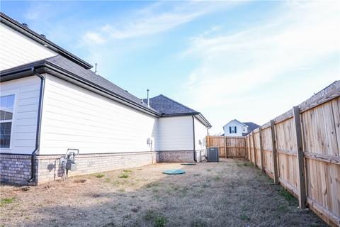 797 Lyon Loop, Springdale, AR 72764 photo 31