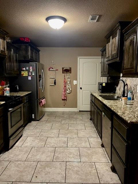 1421 Walker Dr, Rogers, AR 72756 photo 2