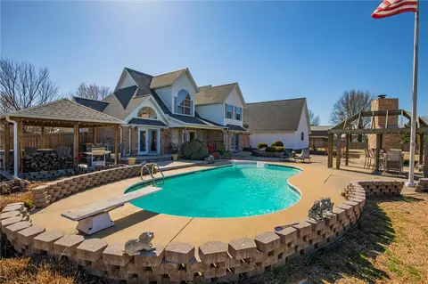 363 Niagara St, Springdale, AR 72762