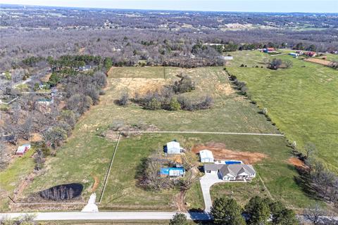 Weir Road, Fayetteville, AR 72704