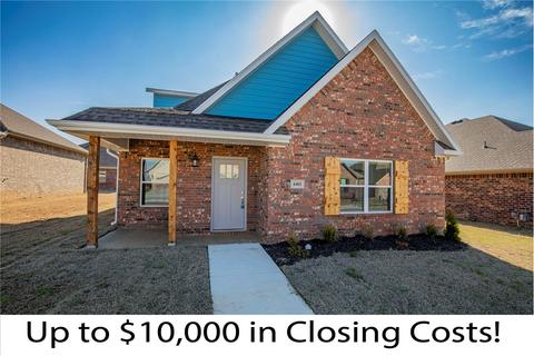 4401 SW Pawhuska St, Bentonville, AR 72713