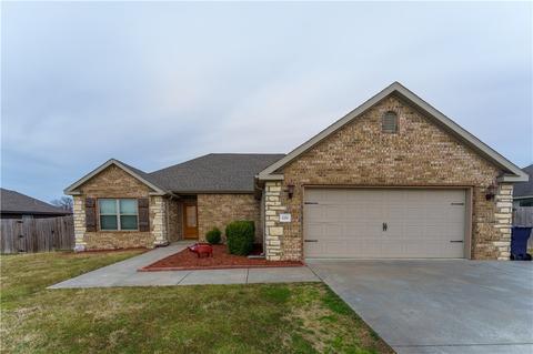 1251 Arkansas Ln, Prairie Grove, AR 72753