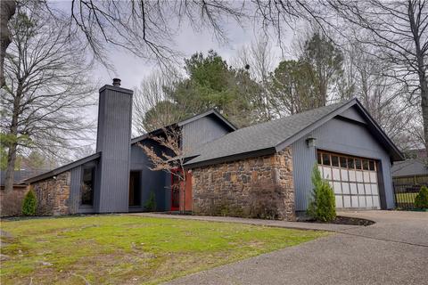 203 E Andrew Ave, Springdale, AR 72764 photo 5