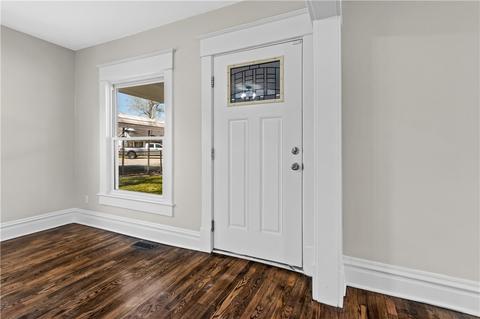 516 E Spring St, Rogers, AR 72756 photo 3