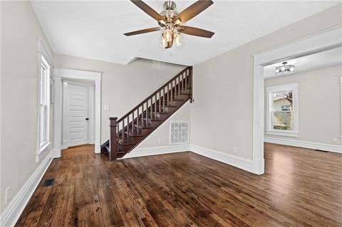 516 E Spring St, Rogers, AR 72756 photo 7