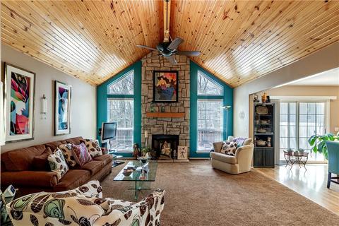 24 Sunderland Dr, Bella Vista, AR 72714
