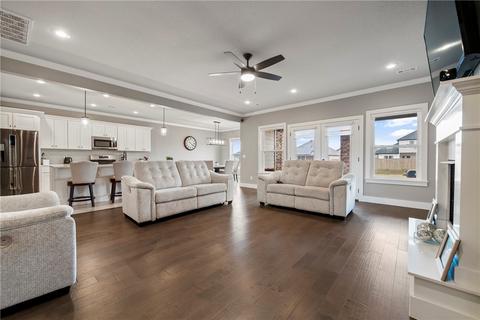 1076 Lyon Loop, Springdale, AR 72764 photo 4